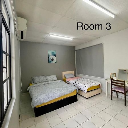 Low Season Promotion! 4B12B Max 19 Pax Party House Ipoh Eksteriør billede